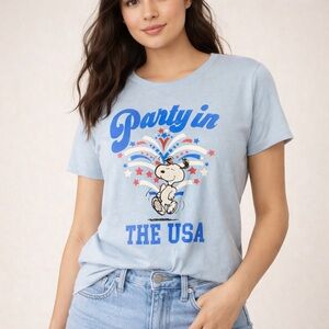 Peanuts Snoopy Party in the USA Graphic Tee Size L NWT Patriotic